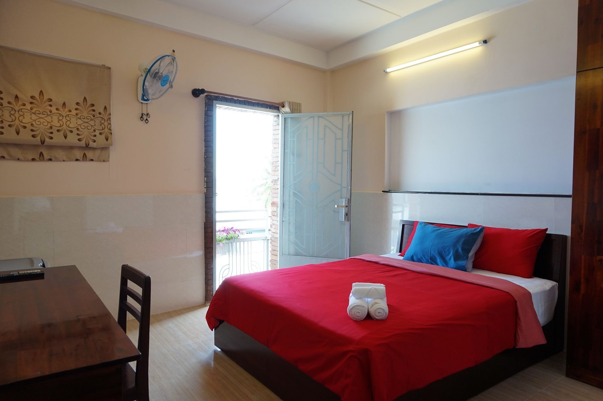 מלון הו צ'י מין סיטי Reddoorz Near Khu Che Xuat Tan Thuan 2 מראה חיצוני תמונה