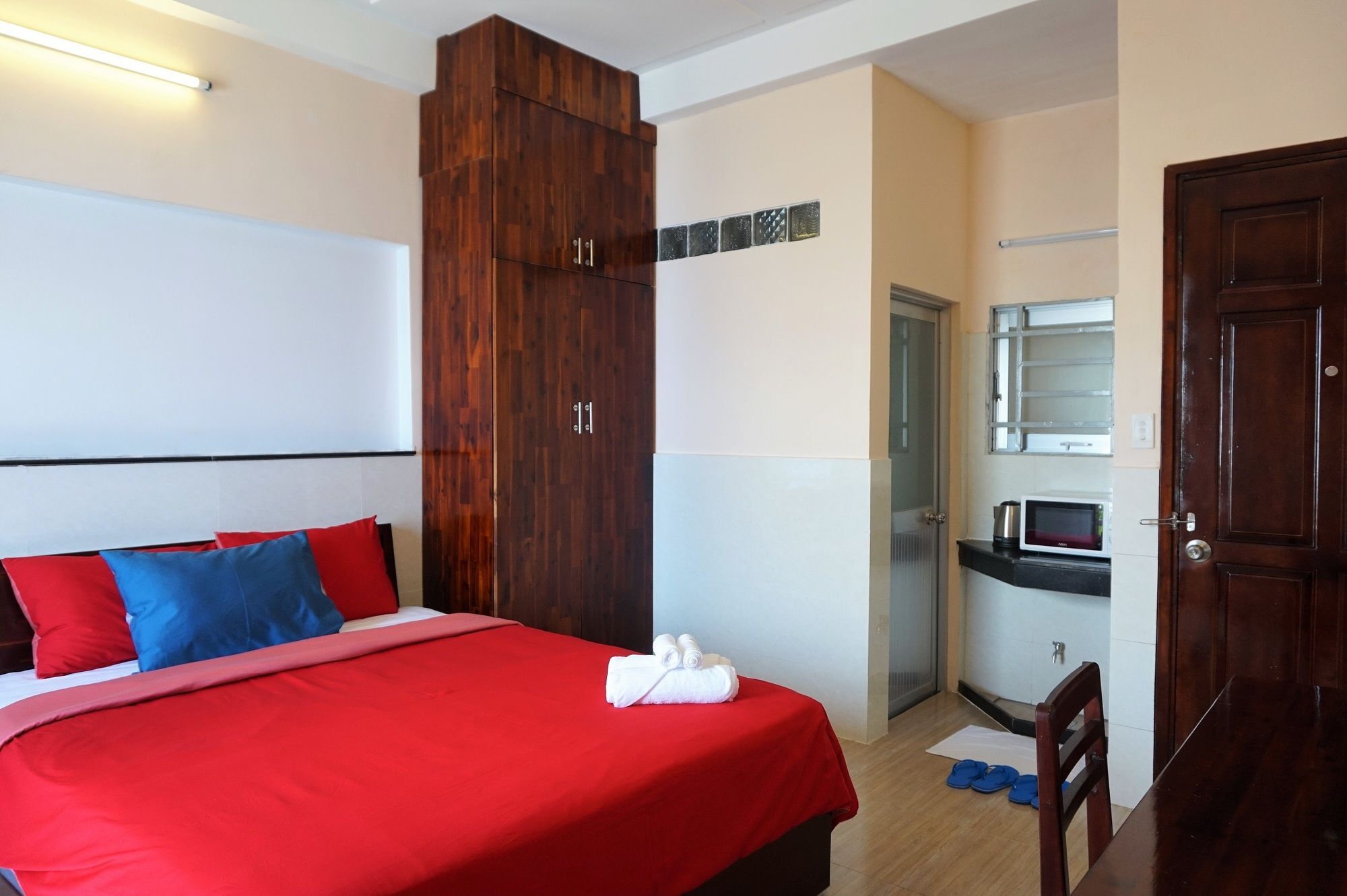 מלון הו צ'י מין סיטי Reddoorz Near Khu Che Xuat Tan Thuan 2 מראה חיצוני תמונה