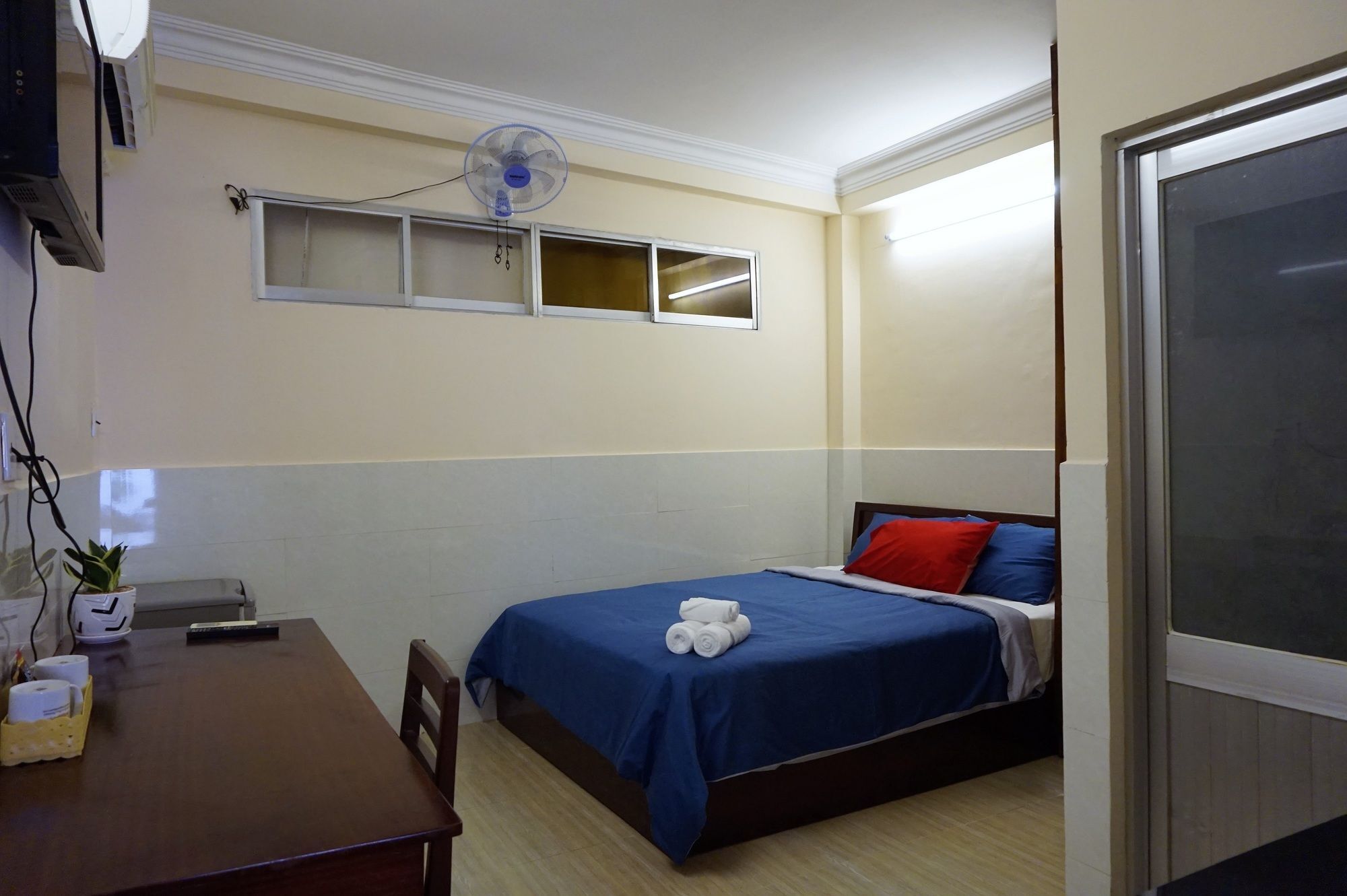 מלון הו צ'י מין סיטי Reddoorz Near Khu Che Xuat Tan Thuan 2 מראה חיצוני תמונה