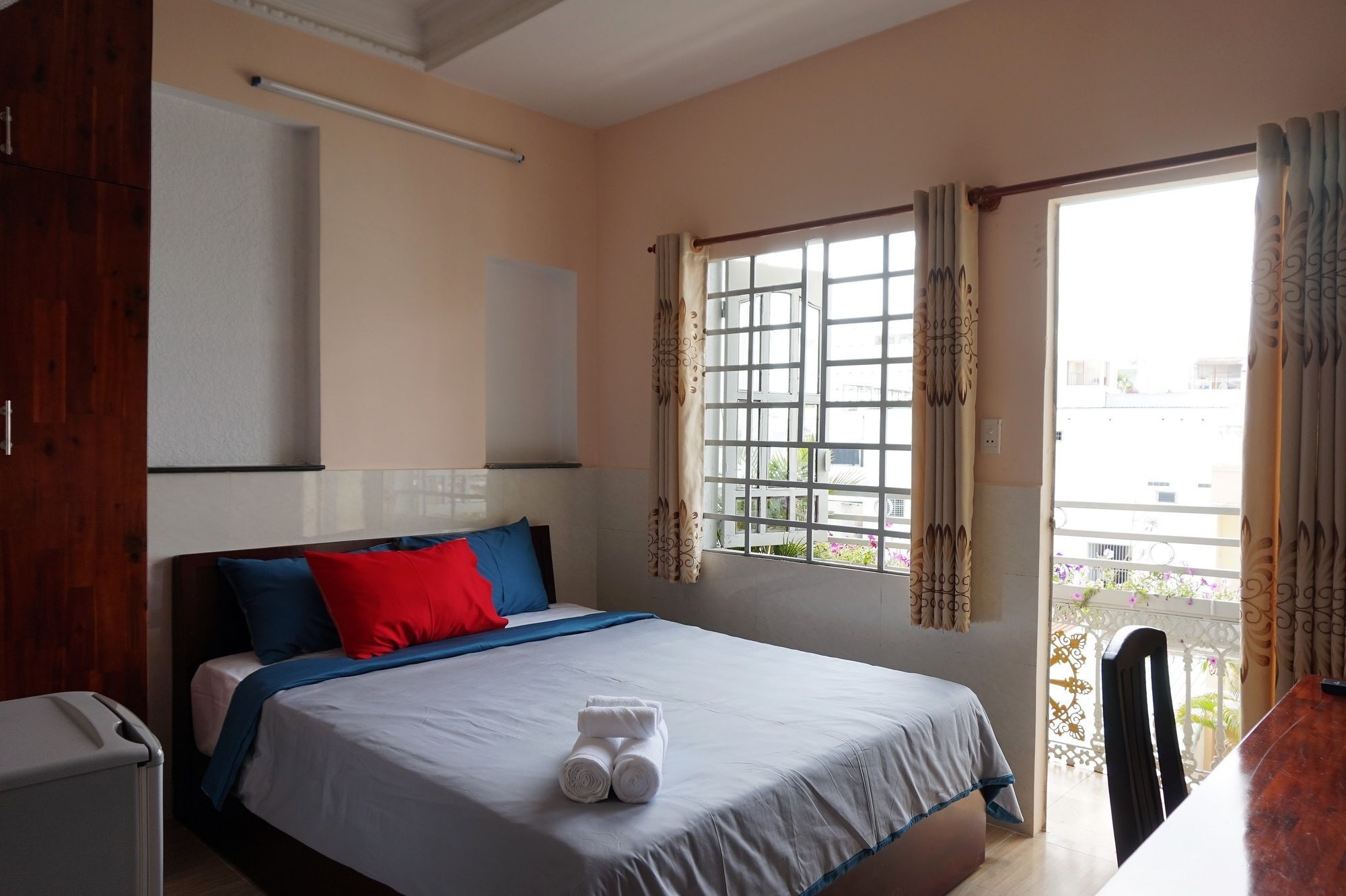 מלון הו צ'י מין סיטי Reddoorz Near Khu Che Xuat Tan Thuan 2 מראה חיצוני תמונה