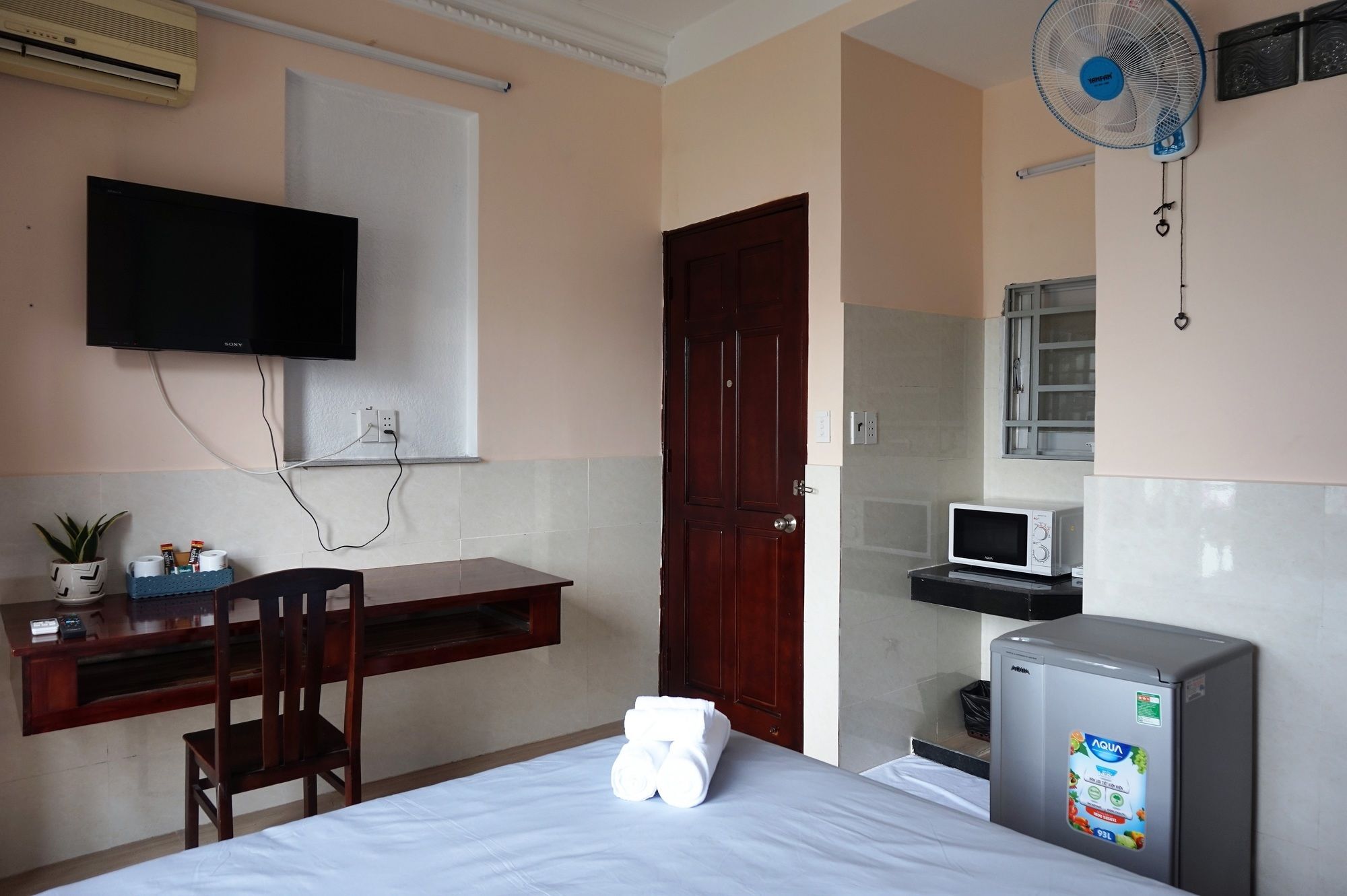 מלון הו צ'י מין סיטי Reddoorz Near Khu Che Xuat Tan Thuan 2 מראה חיצוני תמונה