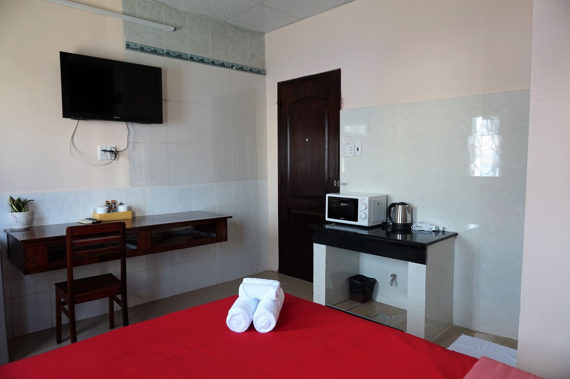 מלון הו צ'י מין סיטי Reddoorz Near Khu Che Xuat Tan Thuan 2 מראה חיצוני תמונה
